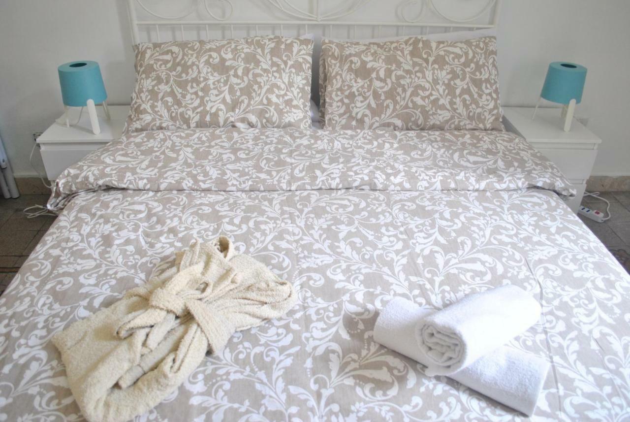 Sunrise Hostel & Rooms Palermo Ngoại thất bức ảnh
