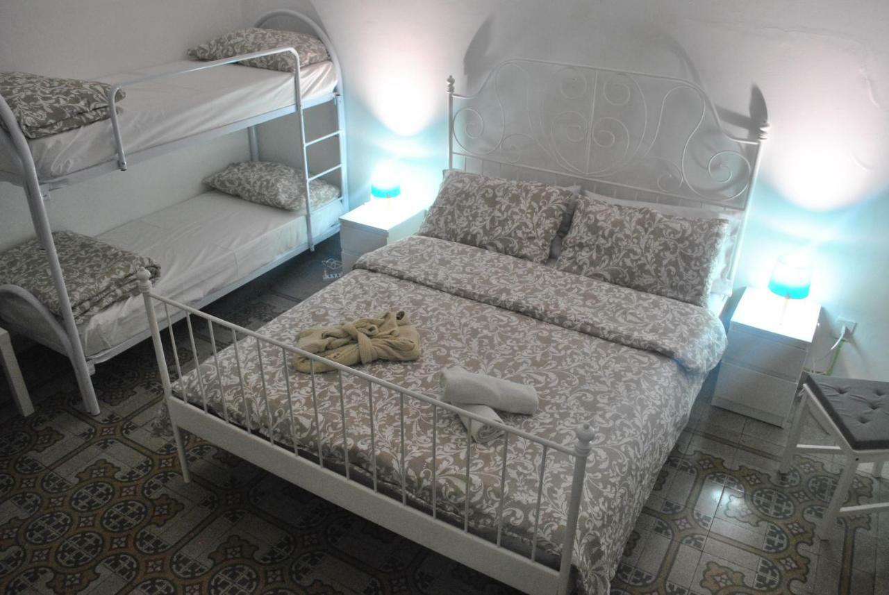 Sunrise Hostel & Rooms Palermo Ngoại thất bức ảnh